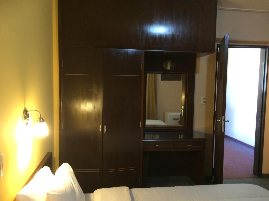 Hotel Manduvira Asunción Zimmer foto